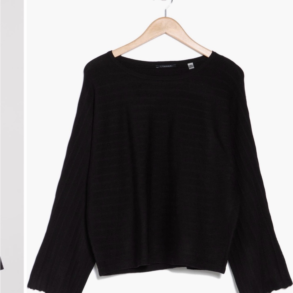 T Tahari Black Crew Neck Sweater